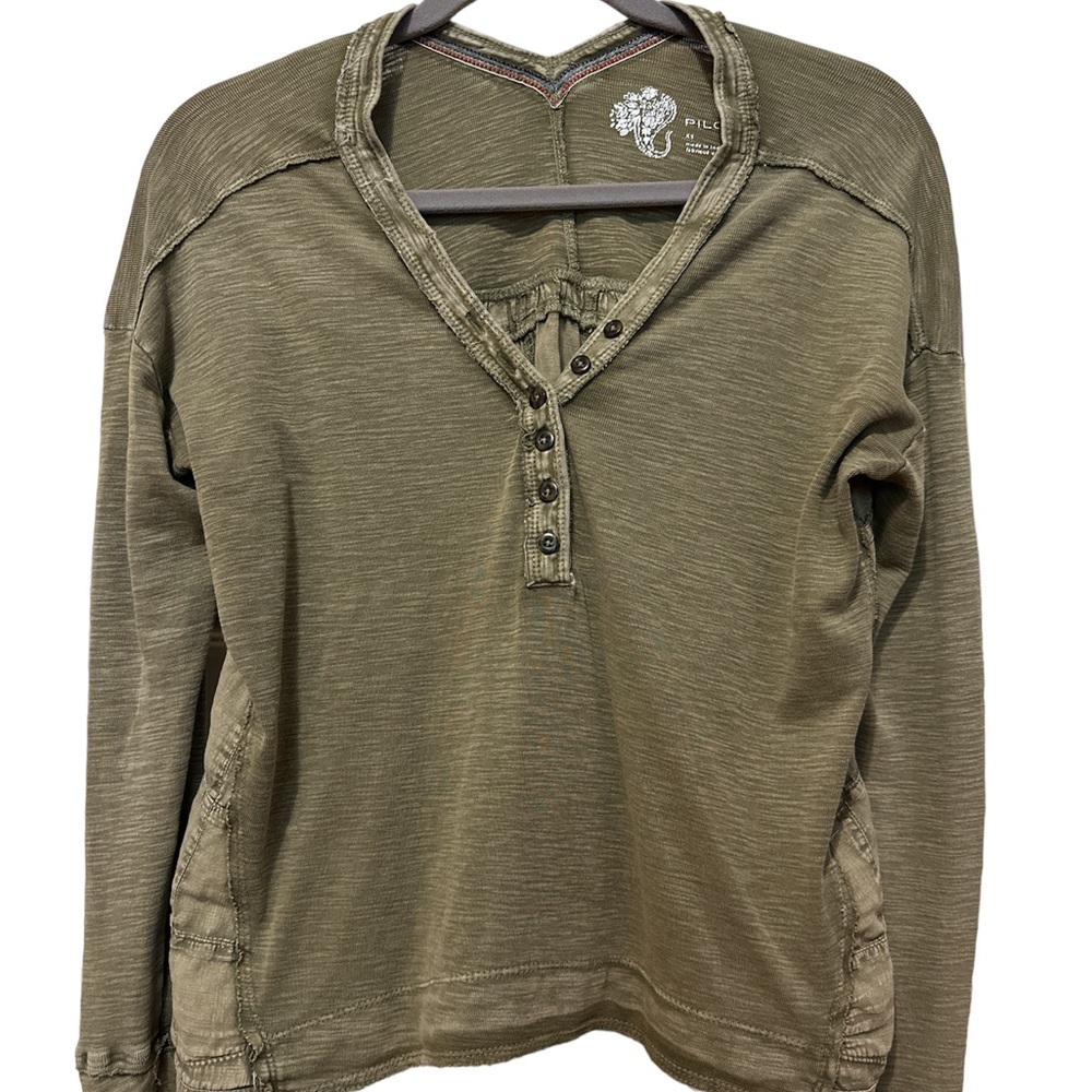 Pilcro olive Henley size XS